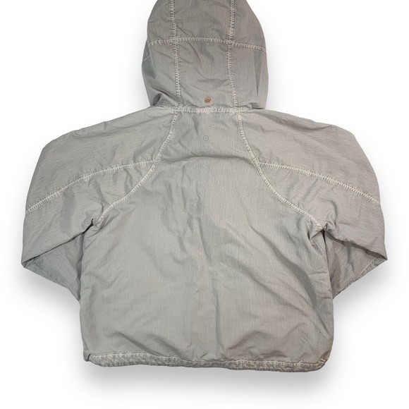 Lululemon Athletica Always Effortless Jacket - Picture 2 of 10